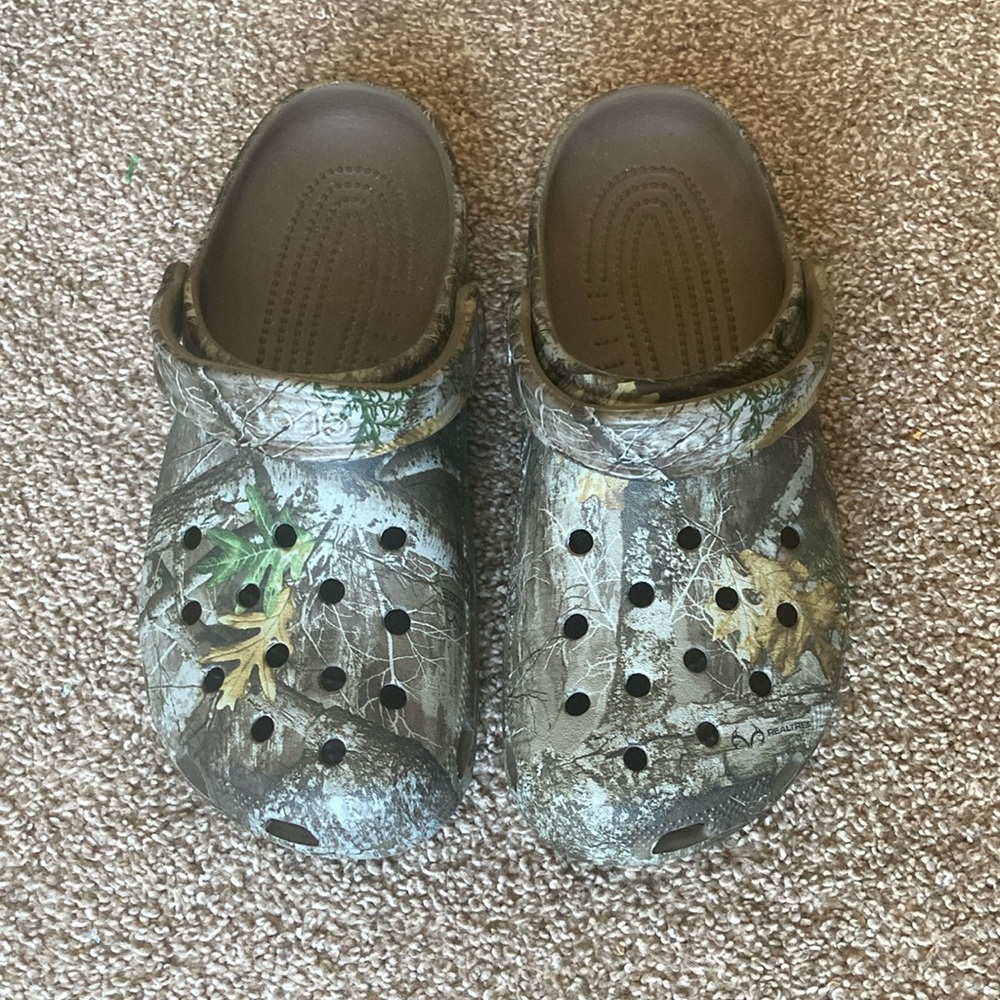 Real tree Camo Crocs - Men’s size 9 - Women’s size 11